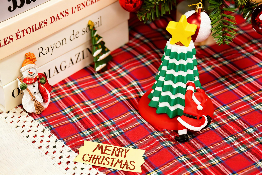 3D printed rotating Christmas tree toy, Christmas decoration